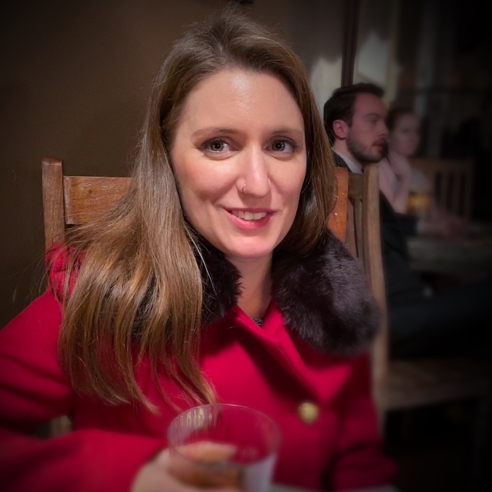 Meet your Posher, Laura
